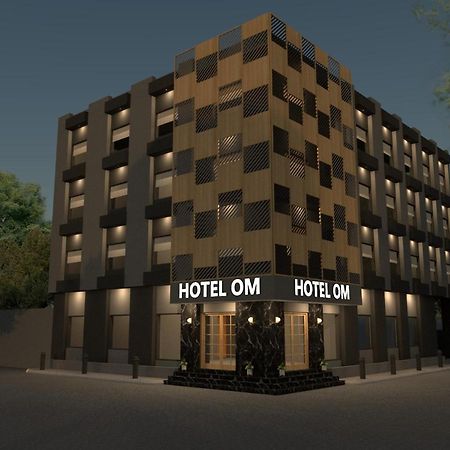 Hotel Om Somnāth Exteriör bild